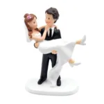 FIGURA NOVIA EN BRAZOS 17CM