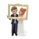 FIGURA NOVIOS CON PHOTOCALL 18CM