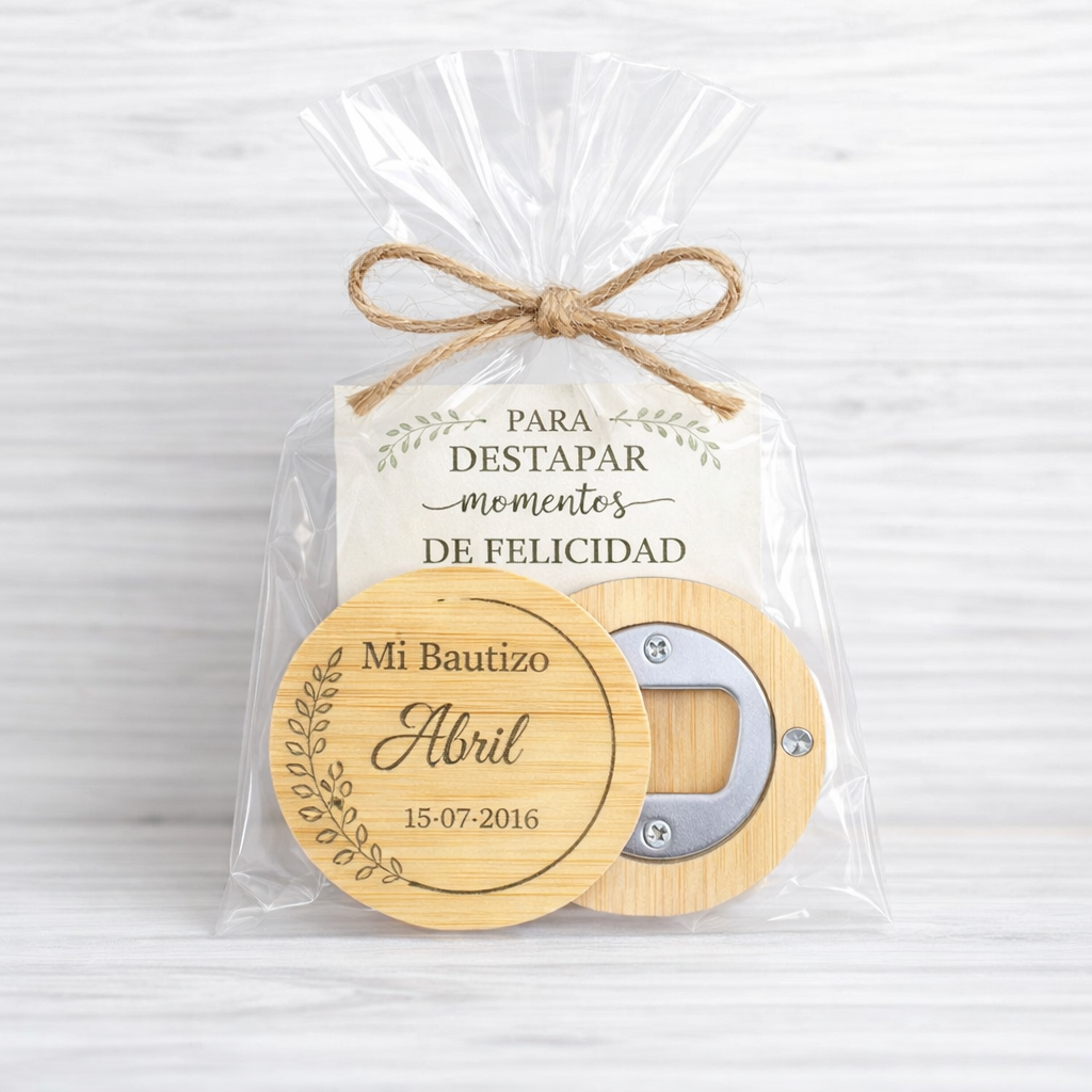 07f73c17-7a7a-4dff-9d16-840a8400fca1 Abridor Magnético de Bambú Personalizado Bautizo - Imagen 1