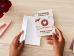 ✈️ Invitación de Boda Pasaporte Beige - Imagen 3